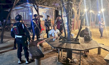 Patroli Gabungan Polres Rote Ndao Bersama Brimob Kompi III Batalyon A Pelopor Polda NTT Untuk Antisipasi Begal