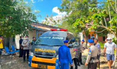 Bakti Sosial HUT Bhayangkara ke-80, Ditpolairud Polda NTT Tempuh 147 Kilometer Antar Jenazah Warga Kurang Mampu ke Kampung Halaman