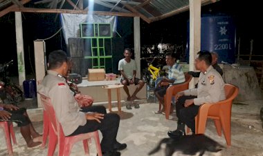 Patroli Dialogis Malam, Polsek Rote Barat Daya Perkuat Harkamtibmas dan Kemitraan Dengan Warga