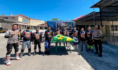 Komunitas Trail Adventure Rote  Serahkan Bantuan Donasi Bagi Korban Gempa di Flores Melalui Posko Polres Rote Ndao