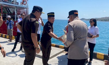 Bersama Forkopimda, Kapolres Rote Ndao Sambut Kedatangan Kajati NTT di Wilayah Rote Ndao