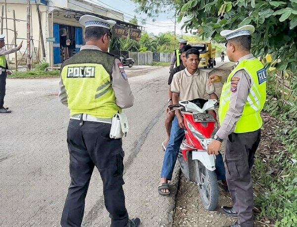Satuan Lalu Lintas Polres Rote Ndao Intensifkan Patroli Untuk Edukasi Kamseltibcarlantas