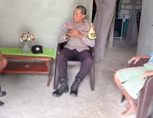 Kapolsek Rote Barat : Melalui Kegiatan Sambang, Bhabinkamtibmas Ajak Warga Peduli Keamanan Lingkungan