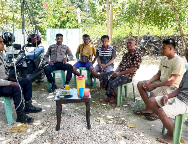 Melalui Peran Bhabinkamtibmas, Polsek Rote Barat Laut Terus Ajak Warga Jaga Keamanan Lingkungan
