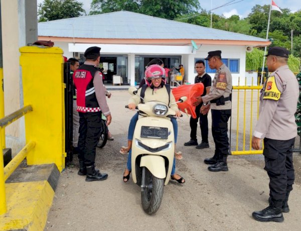Polsek Pantaibaru Hadir Melayani Masyarakat, Pastikan Kamtibmas Kondusif di Pelabuhan Pantaibaru