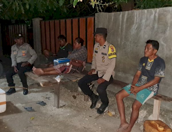 Patroli Malam Polsek Rote Barat Daya, Perkuat Sinergi Cegah Gangguan Keamanan