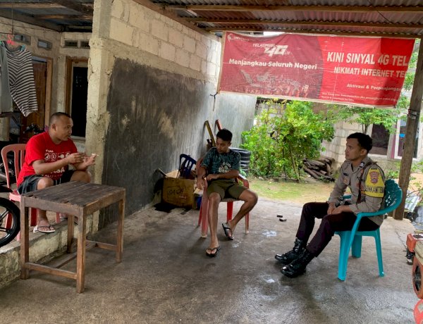 Bhabinkamtibmas Polsek Rote Selatan Sambangi Warga, Jaga Kemitraan Wujudkan Kamtibmas Kondusif
