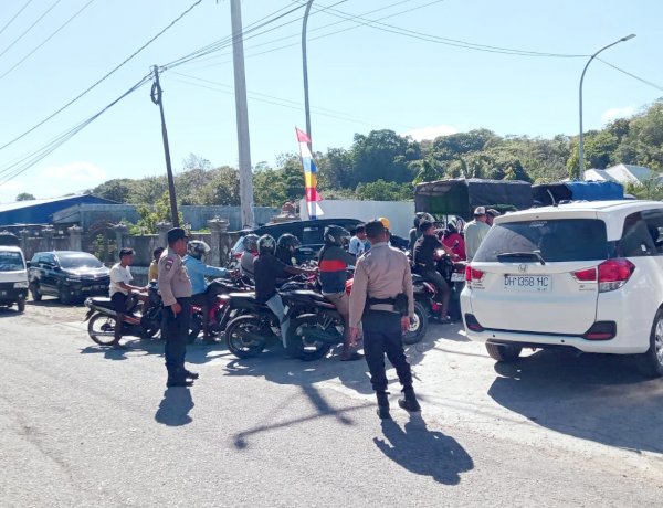 Polsek Rote Barat Laut Lakukan Pengamanan di SPBU Longgo, Jamin Keamanan Masyarakat dan Jaga Arus Lalu Lintas Tetap Lancar