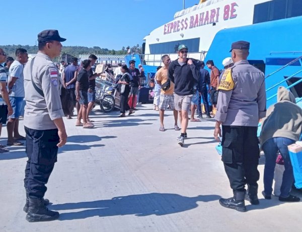 Polsek Lobalain Lakukan Pengamanan dan Patroli Dialogis, Pastikan Masyarakat Merasa Aman