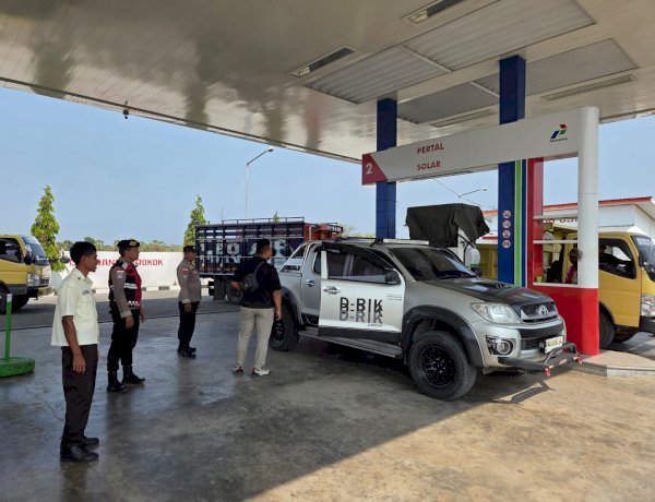Cipta Kamtibmas dan Cegah Penyalahgunaan Distribusi BBM, Polsek Pantai Baru Patroli KRYD di SPBU Pantai Baru