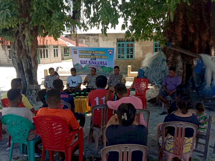 Berikan Edukasi dan Sosialisasi Kamtibmas, Satuan Binmas Polres Rote Ndao Sambangi Warga Pulau Terluar