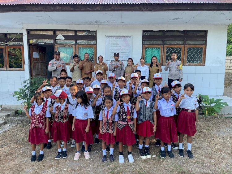 Police Go To School oleh Personel Protect Termanu