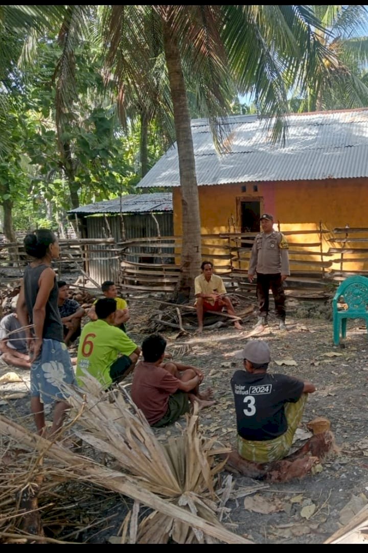 Wujud Kedekatan Bhabinkamtibmas Polsek RBD Dengan Warganya