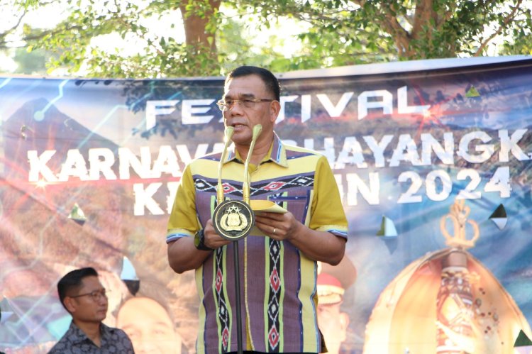 Buka Fashion Karnaval Budaya,Kapolda : Ini Wujud Apresiasi Terhadap Kekayaan Budaya NTT