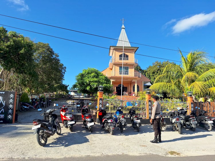 Kegiatan Kepolisian Untuk Jamin Kenyamanan Warga Di Wilkum Polsek Pantai baru