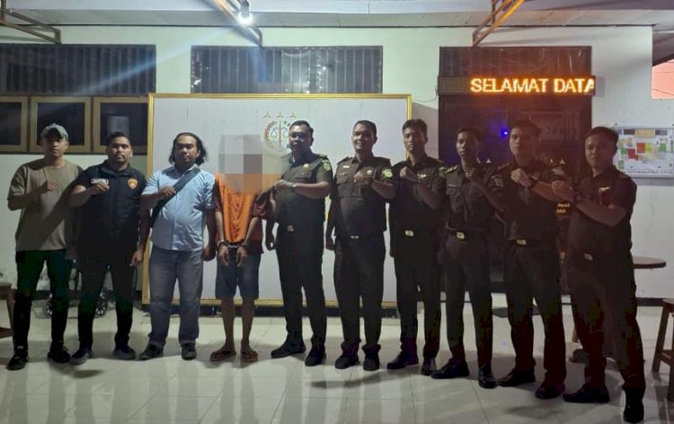 Berkas Perkara Lengkap, Penyidik Sat Reskrim Polres Rote Ndao Limpahkan Tersangka dan Barang Bukti Kasus Penyalahgunaan BBM Subsidi