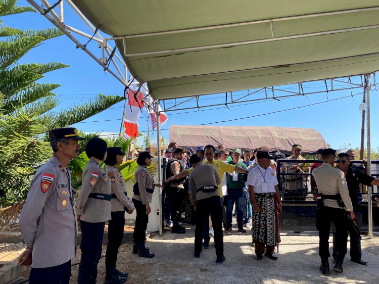 Tahap Pendaftaran OMP Berjalan Aman,Personel Polres Rote Ndao Bersiap Untuk PAM Pendaftaran Hari Terakhir