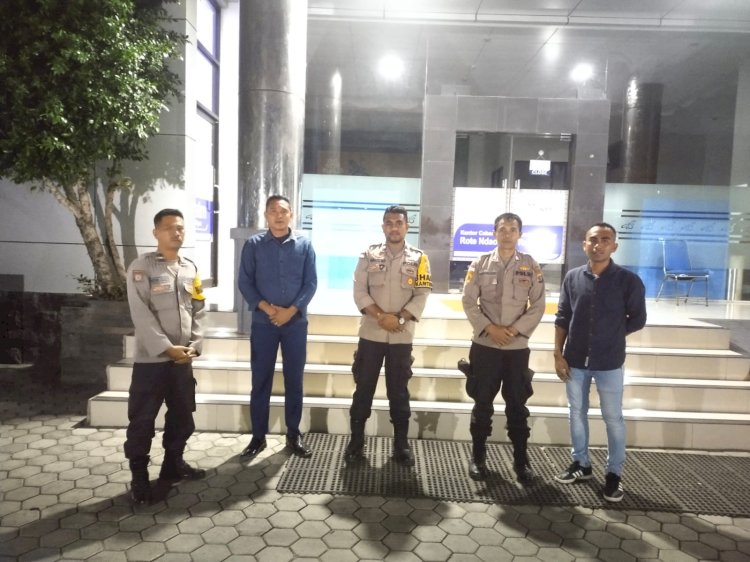 Pastikan  Keamanan Di wilayah Polsek Lobalain,Personel Polsek Tingkatkan Patroli