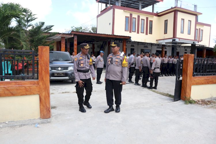 Kapolres Rote Ndao Pastikan Tahap Pengundian Nomor Urut Peserta Pilkada Oleh KPUD Berjalan Aman dan Lancar