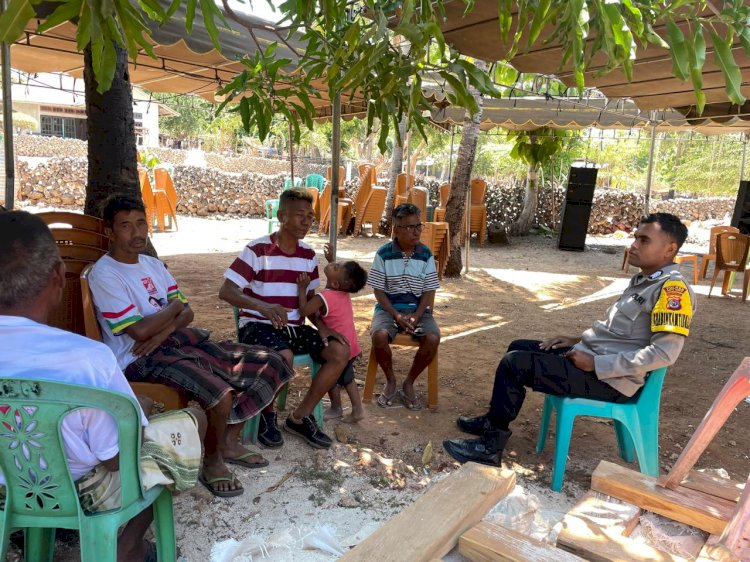 Kegiatan Sambang Bhabinkamtibmas Untuk Tetap Jalin Kemitraan Dengan Warga