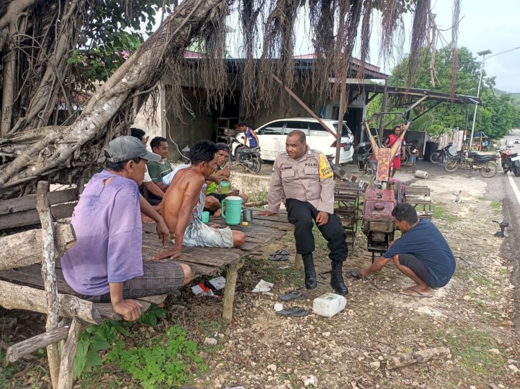 Bhabinkamtibmas Polsek Pantai Baru Laksanakan Patroli Dialogis di Desa Edalode