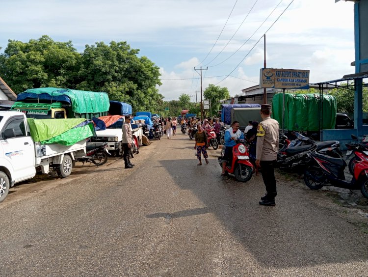 Pengamanan Kegiatan Masyarakat Oleh Personel Polsek RBD