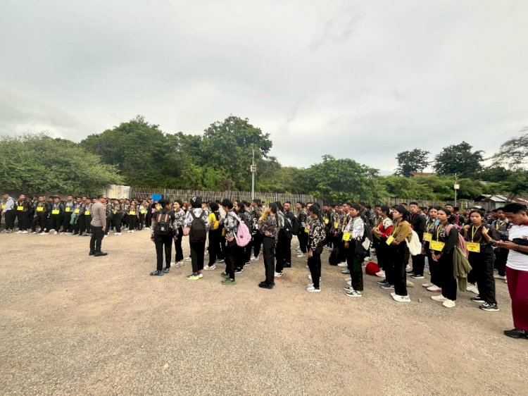 311 Casis Dari  Polres Rote Ndao Menuju Kupang Untuk Mengikuti Seleksi Lanjutan