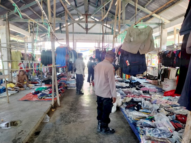 Operasi Ketupat Turangga 2025, Personel Polsek Rote Barat Daya Jamin Keamanan Masyarakat