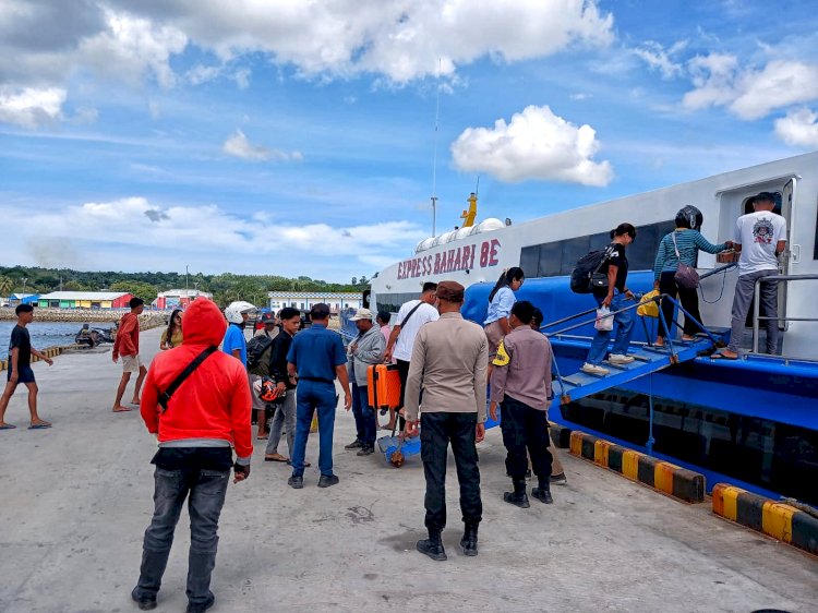 Kapolsek Lobalain : Pengamanan Pada Kawasan Pelabuhan, Upaya Polsek Lobalain Untuk Jamin Kamtibmas Kondusif