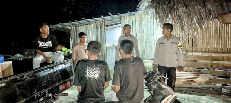 Patroli Malam Personel Polsek Rote Tengah, Jamin Keamanan Dan Cegah Potensi Premanisme