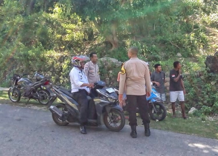 Patroli Dialogis Personel Polsek Rote Tengah Untuk Jamin Keamanan Warga