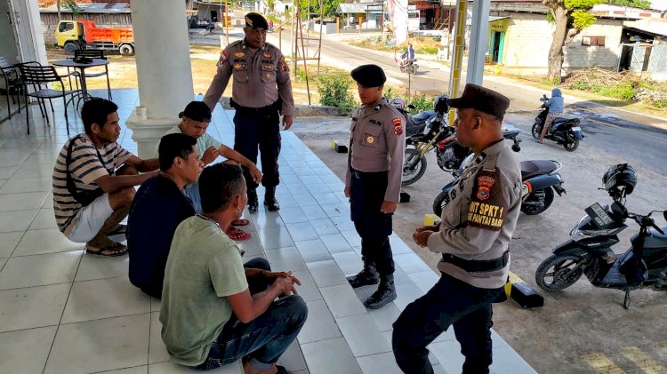 Patroli Dialogis Personel Polsek Pantaibaru, Upaya Untuk Ciptakan Kamtibmas Tetap Kondusif