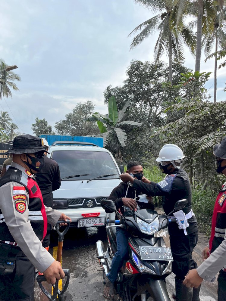 Polri untuk Masyarakat: Polda NTT Imbau Warga Waspada Erupsi Gunung Lewotobi Laki-Laki