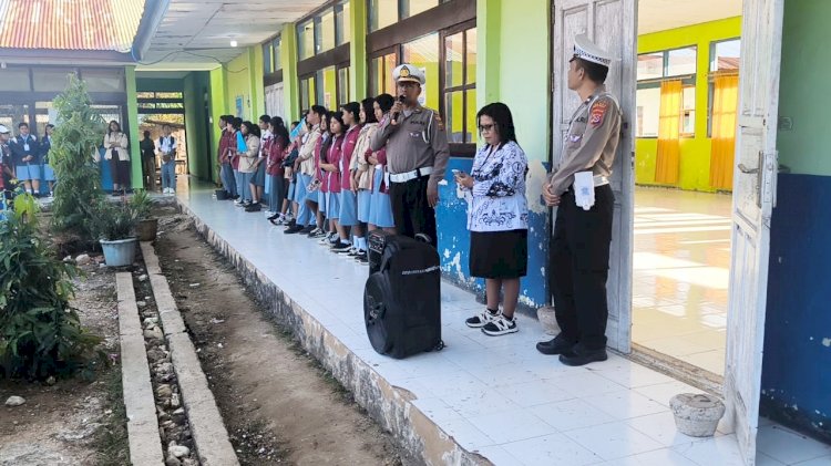 Program Police Go To School, Upaya Satuan Lalu Lintas Polres Rote Ndao Tekan Angka Lakalantas
