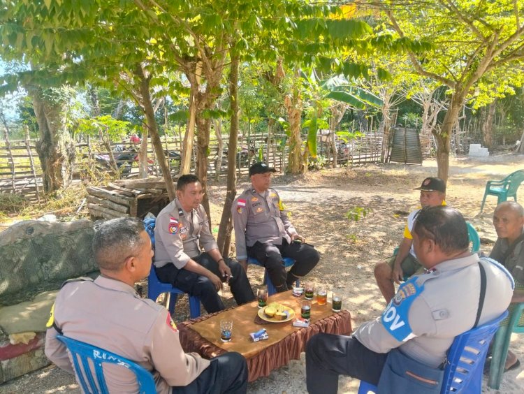 Melalui Unit Binmas Polsek Rote Timur, Edukasi Pembinaan Kamtibmas Bagi Masyarakat Untuk Jamin Keamanan