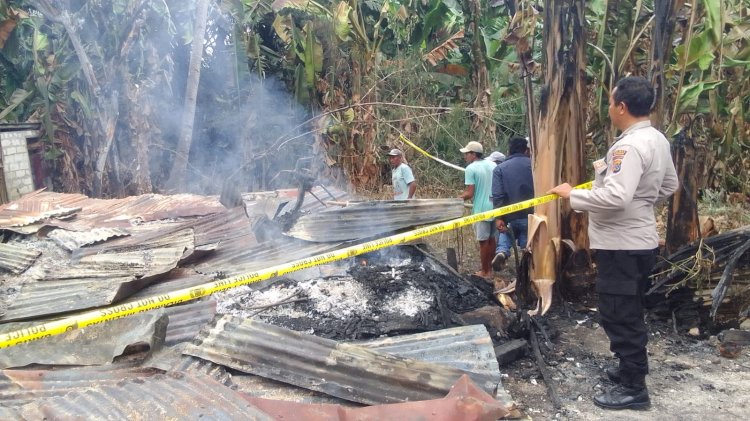 Kebakaran Rumah Warga di Desa Suebela Tidak Ada Barang Yang Terselamatkan
