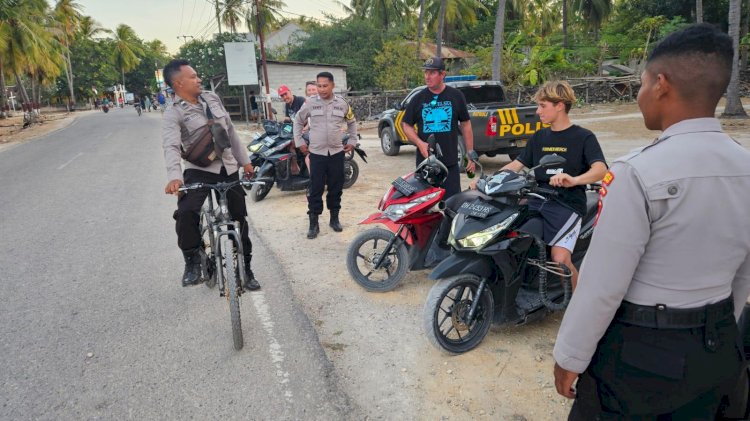Patroli Bersepeda Personel Polsek Rote Barat Untuk Jaga Kamtibmas