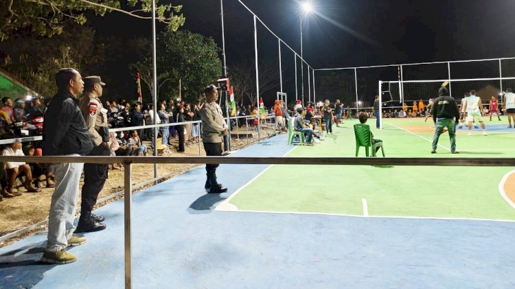 Pengamanan Kegiatan Masyarakat Oleh Bhabinkamtibmas Polsek Rote Timur