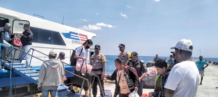 Polsek Lobalain Rutin Lakukan Pengamanan Untuk Jamin Keamanan Warga