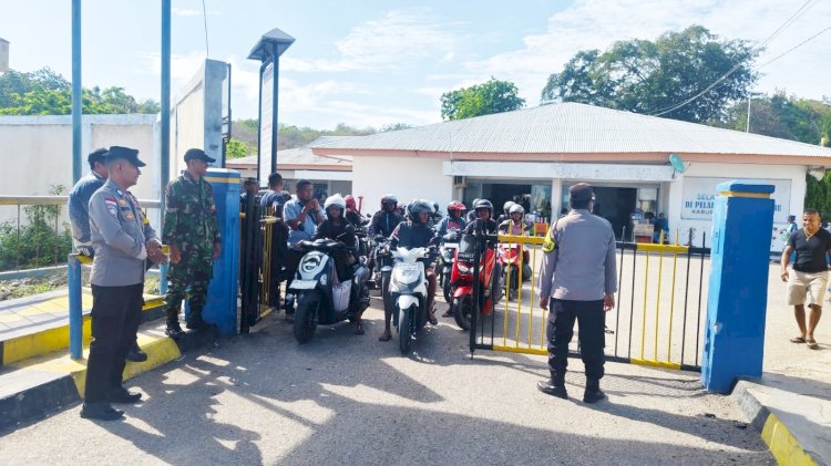 Personel Polsek Pantaibaru Tingkatkan Pengamanan Pada Pelabuhan Pantaibaru