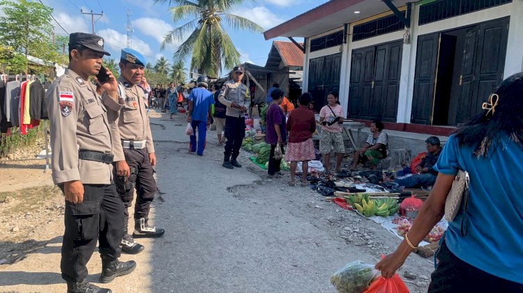 Pengamanan di Area Pasar Busalangga, Polsek RBL Pastikan Keamanan dan Kenyamanan Masyarakat