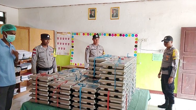 Polsek Pantaibaru Bantu Distribusi MBG  Bagi 30 Sekolah