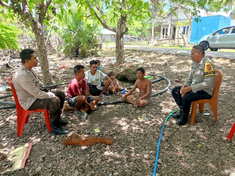 Patroli Dialogis dan Sambang Bhabinkamtibmas Polsek Rote Barat Daya