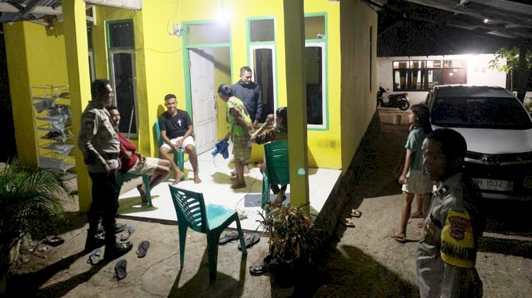 Patroli Malam Polsek Rote Tengah, Upaya Untuk Jamin Kenyaman Warga di Malam Hari