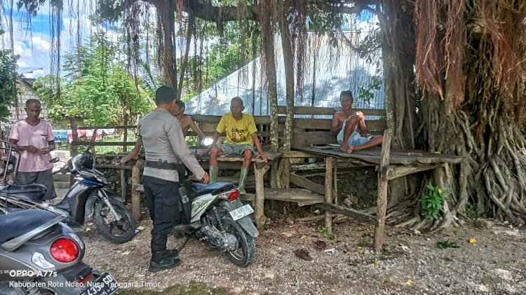 Patroli Dialogis Personel Polsek Rote Barat Laut, Upaya Ciptakan Kamtibmas Tetap Kondusif