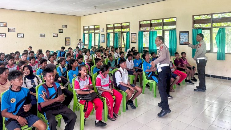 Police Goes To School, Upaya Sat Lantas Polres Rote Ndao Tekan Angka Kecelakaan