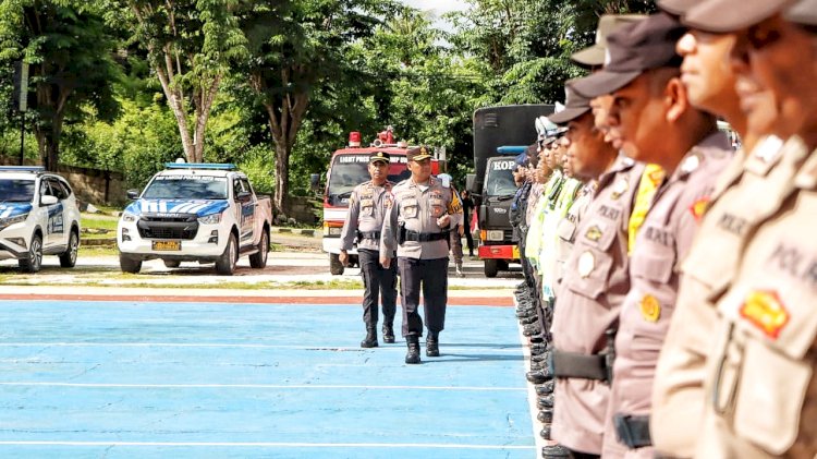 Kapolres Rote Ndao Pimpin Apel Gelar Pasukan Operasi Lilin Turangga 2025, Siap Amankan Nataru Bagi Masyarakat Rote Ndao