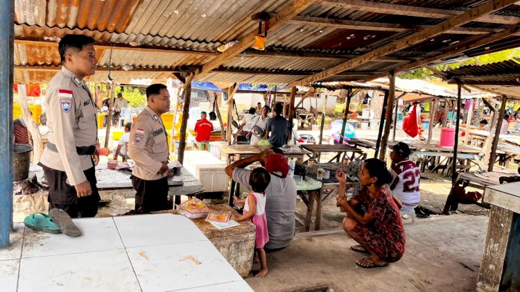 Polsek Rote Barat Laut Lakukan Pengamanan Pada Pasar Busalangga
