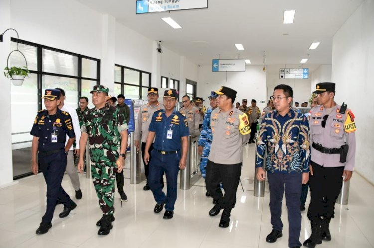 Amankan Perayaan Natal 2025, Kapolda NTT Turun Langsung Pimpin Patroli Skala Besar