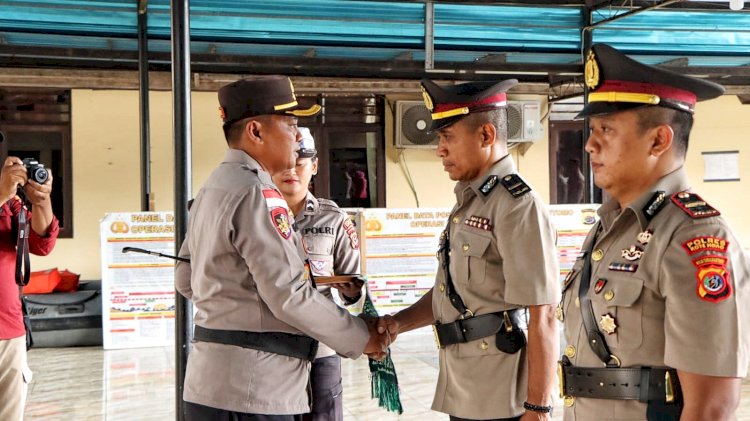 Sertijab Kapolsek Rote Barat Daya dan Pelantikan Kapolsek Rote Tengah